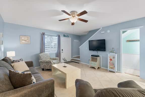 Pet Friendly Paradise! Next to Pools, Pickle Ball & More! - Image 1
