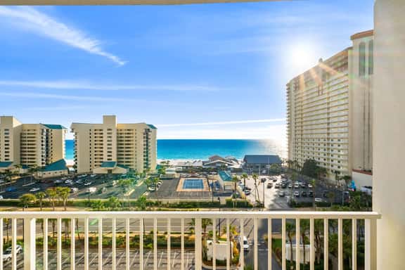 Dolphin Views! Laketown Wharf - 7th Floor! - Image 1