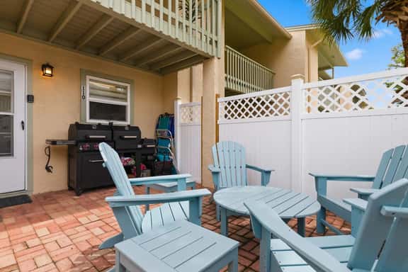 Coconut Cottage! Golf Cart Friendly Community! - Image 1