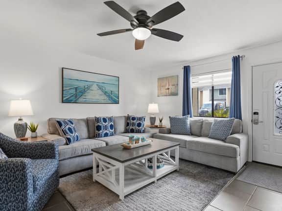 Coconut Cottage! Golf Cart Friendly Community! - Image 4