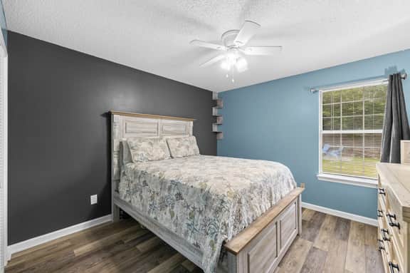 The Blue Drop ~ Spacious 3-BR Coastal Retreat - Image 5