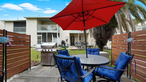 Go With The Flow! Gated Community - Pool Steps Away! - Image 3
