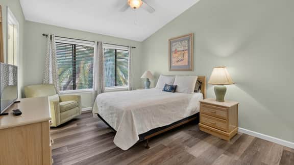 Go With The Flow! Gated Community - Pool Steps Away! - Image 2