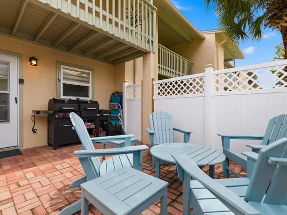 Coconut Cottage! Golf Cart Friendly Community! - Image 1